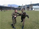 Gekonnte Abwehr eines Messerangriffes.