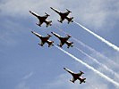 2011 laden Bundesheer, Red Bull und Land Steiermark wieder zur Flugshow nach Zeltweg.