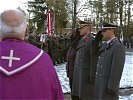 Kranzniederlegung in der Schwarzenbergkaserne und eine...