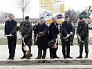 In der Benedek-Kaserne erfolgte der Spatenstich für ein neues Institutsgebäude der Heerestruppenschule.