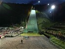 Angelobung vor der imposanten Kulisse der Sprungschanze in Bischofshofen.