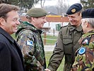 V.l.: Minister Platter, Brigadegeneral Mika Peltonen, Pronhagl, EUFOR-Kommandant Major General David Leakey.