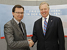 Norbert Darabos mit US-Botschafter William C. Eacho III.