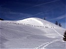 Im Bereich der Genneralm graben wir die Biwaks.