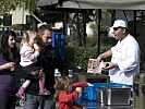 Gegen den kleinen Hunger zwischendurch gab es Kostproben aus der Feldküche.