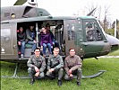 Die ÖBSV-Nachwuchstalente flogen mit der Agusta Bell 212 nach Salzburg.