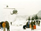 Februar 1999: Zwei AB-212 aus Hörsching landen nach dem Lawinen-Unglück in Galtür.
