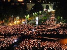 Beeindruckend: Die nächtliche Lichterprozession durch den Wallfahrtsort.