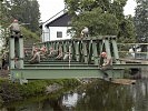 Ist die Ersatzbrücke fertig, kann die Sanierung der alten Reißbach-Brücke beginnen.