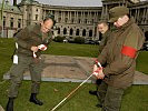 Vizeleutnant Charles Eismayer legt gerne selbst Hand an.