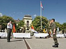 Medaillen und Pokale für die Sieger.