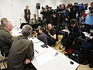 Bei der heutigen Pressekonferenz wurden die ersten Ergebnisse der Untersuchungskommission präsentiert.