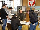 Hunderte Maturanten nutzen die Informationsmöglichkeit des Bundesheeres.