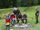 Die Kleinsten konnten am Lagerfeuer Würstel braten