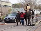 Am Checkpoint der 2. Kompanie wurde ein Verdächtiger festgenommen. (Bild öffnet sich in einem neuen Fenster)