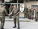 Der Milizbeauftrage Brigadier Hameseder mit dem Bataillonskommandanten. (Bild öffnet sich in einem neuen Fenster)