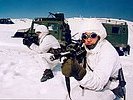 ...und speziellen Überschneefahrzeugen unterstützt. (Bild öffnet sich in einem neuen Fenster)