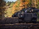 Schützenpanzer im Training. (Bild öffnet sich in einem neuen Fenster)