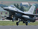 F-16 "Fighting Falcon". (Bild öffnet sich in einem neuen Fenster)