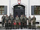Die Generäle, Mitte, und Offiziere aus Deutschland und Österreich in Graz. (Bild öffnet sich in einem neuen Fenster)