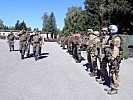 Die Generäle Reißner v.l. und Heidecker beim Abschreiten der Front. (Bild öffnet sich in einem neuen Fenster)