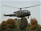 Die als Verbindungshubschrauber eingesetzte Alouette III... (Bild öffnet sich in einem neuen Fenster)