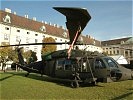Der S-70 "Black Hawk"... (Bild öffnet sich in einem neuen Fenster)