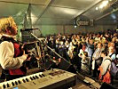 Typischer Volksmusiksound wurde von den Edlseern geboten. (Bild öffnet sich in einem neuen Fenster)