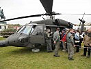 Der S-70 "Black Hawk" zog die Leute schon am ersten Tag an. (Bild öffnet sich in einem neuen Fenster)