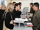 Der Infostand des Heerespersonalamtes gab rege Auskunft. (Bild öffnet sich in einem neuen Fenster)