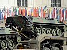 Zwei Schützenpanzer wurden am Tieflader durch Wien transportiert. (Bild öffnet sich in einem neuen Fenster)