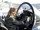...möchten im Pilotensitz Platz nehmen. (Bild öffnet sich in einem neuen Fenster)