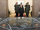 Darabos, Fischer und Commenda gedenken der Opfer der Weltkriege. (Bild öffnet sich in einem neuen Fenster)