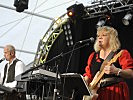 Die Gruppe "Atomos" live am Heldenplatz.