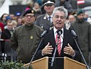 Oberbefehlshaber Bundespräsident Fischer bei seiner Ansprache. (Bild öffnet sich in einem neuen Fenster)