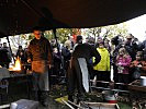 Schmiede bei der Arbeit zu beobachten, auch das bot die Leistungsschau. (Bild öffnet sich in einem neuen Fenster)