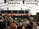 Der Musikverein "Szent Miklos" spielte im Festzelt auf.