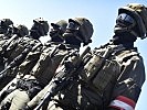 Die Kaderpräsenzsoldaten des Jägerbataillons 25 vor ihrer Vorführung. (Bild öffnet sich in einem neuen Fenster)