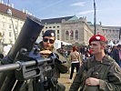 Ein Granatwerfer aus dem Arsenal der Miliz. (Bild öffnet sich in einem neuen Fenster)