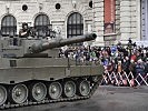 Der Panzer verfügt über eine austarierte automatisch stabilisierte Kanone. (Bild öffnet sich in einem neuen Fenster)