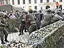 Milizsoldaten zeigten eine Einsatzvorführung. (Bild öffnet sich in einem neuen Fenster)