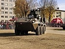 Ein Mannschaftstransportpanzer Pandur im Rahmen der Gefechtsvorführung. (Bild öffnet sich in einem neuen Fenster)