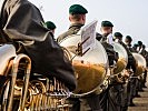 Einmarsch der Militärmusik Kärnten zum Festakt der Angelobung. (Bild öffnet sich in einem neuen Fenster)