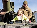 Die Aussicht aus einem Panzer muss man einmal selbst erlebt haben. (Bild öffnet sich in einem neuen Fenster)