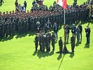 Ein Blick von oben während des Sprechens der Gelöbnisformel. (Bild öffnet sich in einem neuen Fenster)