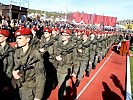 Vorbeimarsch der Soldaten des Führungsunterstützungsbataillon 1. (Bild öffnet sich in einem neuen Fenster)