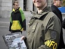 Informationsoffizier. (Bild öffnet sich in einem neuen Fenster)