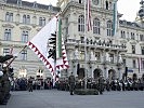 ...des Militärkommandos Steiermark vor dem Grazer Rathaus. (Bild öffnet sich in einem neuen Fenster)