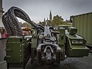 Das überschwere Maschinengewehr am Mehrzweckfahrzeug Husar. (Bild öffnet sich in einem neuen Fenster)