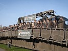 Schüler der neuen Sicherheitsschule des Bundesheeres auf der Brücke 2000. (Bild öffnet sich in einem neuen Fenster)